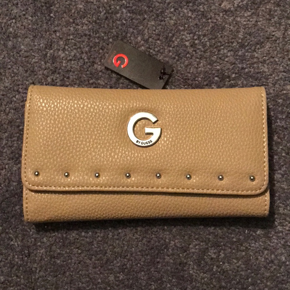 Guess wallet